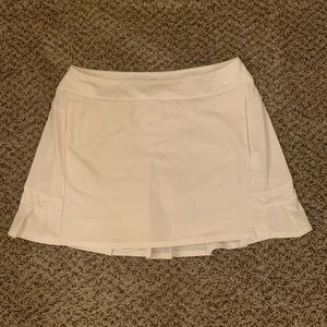 NWOT Nike athletic skort L